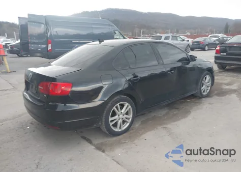 2014 Volkswagen Jetta 1.8T Se from USA, damaged, VIN 3VWD17AJXEM424169